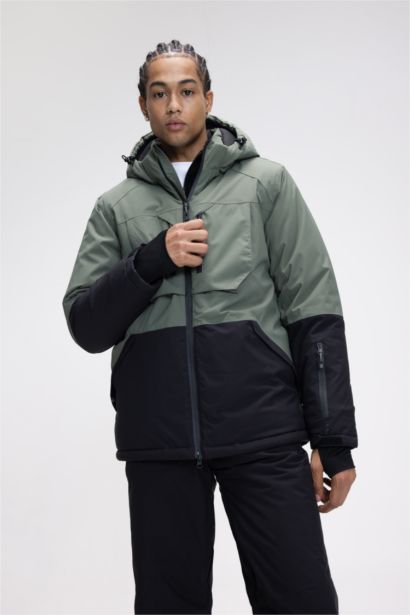 Water Repellent Zipper