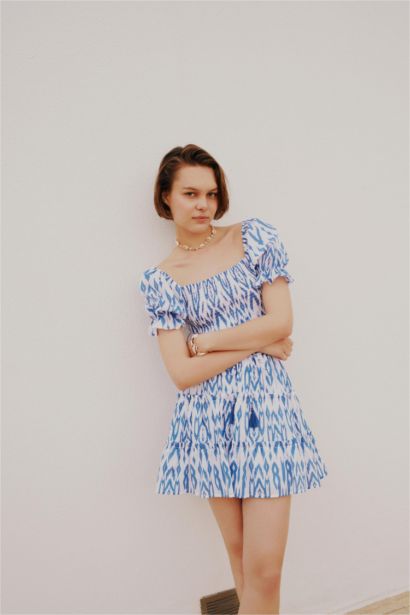 تنورة قصيرة تاي داي بخصر عادي مبطن