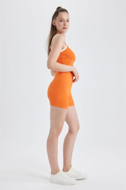 ستريج قصير بايكر