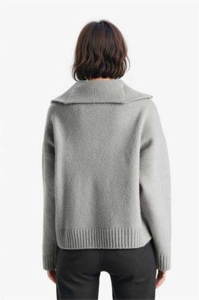 Oversize Fit Half Zip Collar Knit Pullover