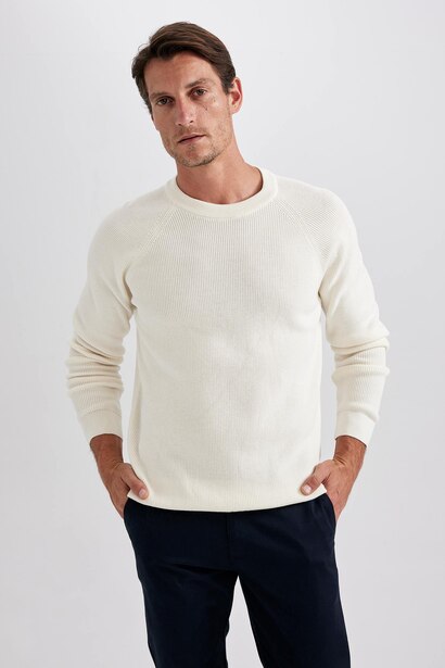 Standard Fit Knitwear Pullover