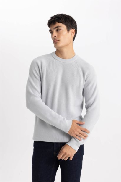 Standart Fit Normal Kesim Bisiklet Yaka Basic Düz Triko Kazak