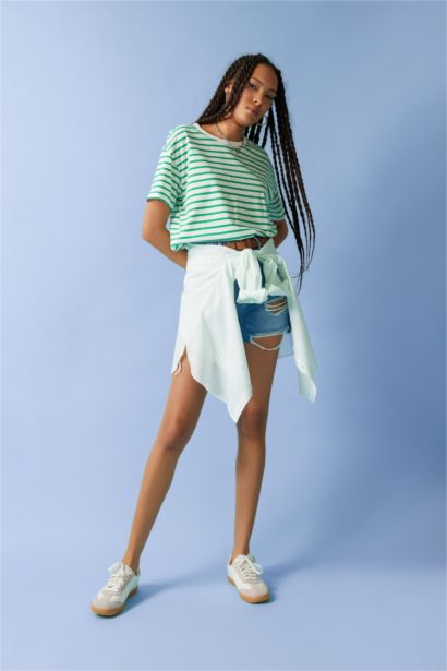 Oversize Fit Striped Crew Neck Short Sleeve T-Shirt