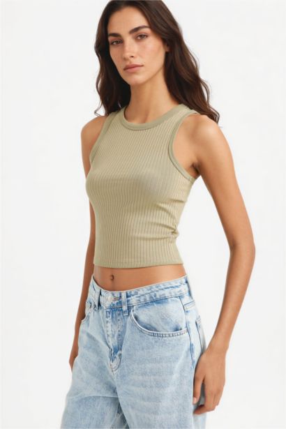 Slim Fit Camisole Halter Collar Tank Top