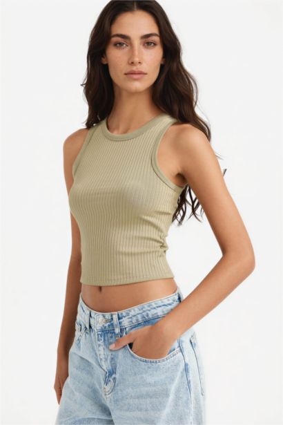 Slim Fit Camisole Halter Collar Tank Top