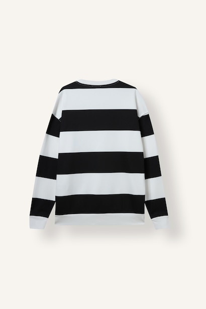 Boxy Fit Sweatshirt