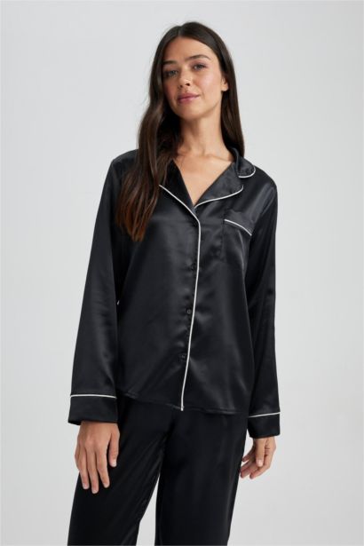 Regular Fit Satin Woven Tops