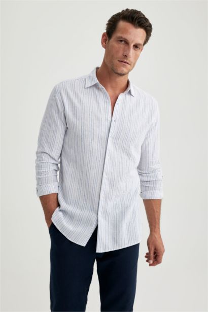 Рубашка приталенного кроя с длинным рукавом