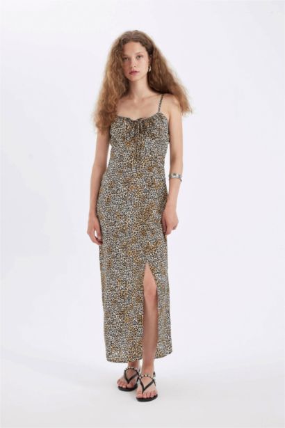 Robe Tissée À Manches Courtes en Viscose Motif Animalier col Coeur