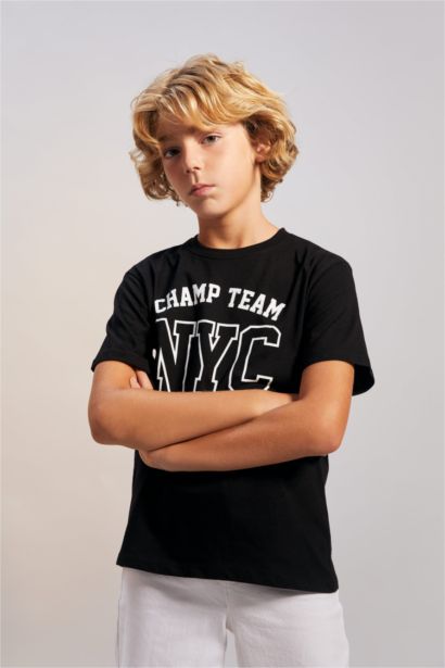 New Regular Fit Printed Short Sleeve T-Shirt