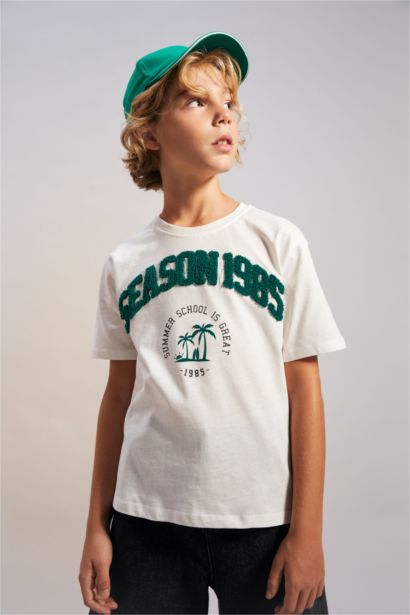 New Regular Fit Printed Short Sleeve T-Shirt