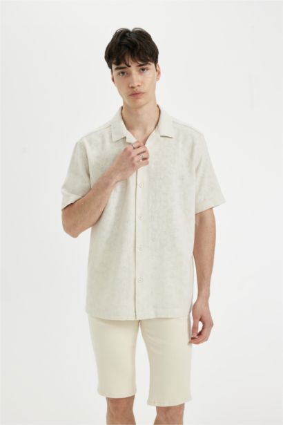 Regular Fit Resort Collar Short Sleeve Shirt