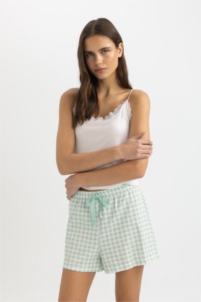 ديباردور مضلع قصة عادية من Fall in Love