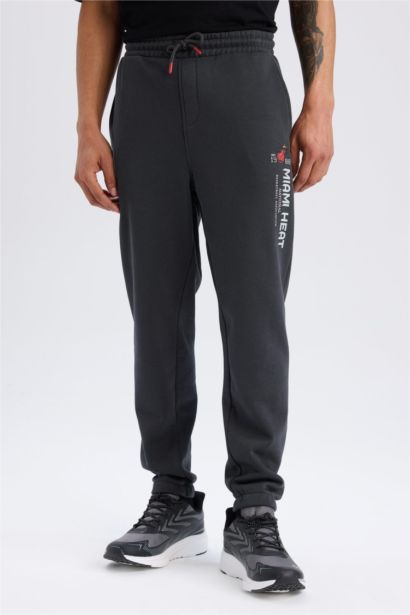 NBA Miami Heat Kalın Jogger Eşofman Altı Standart Fit Beli Bağcıklı Cepli