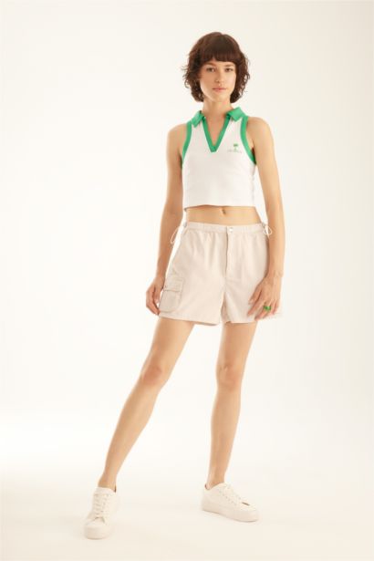 Fitted Slogan Patterned Crop Top