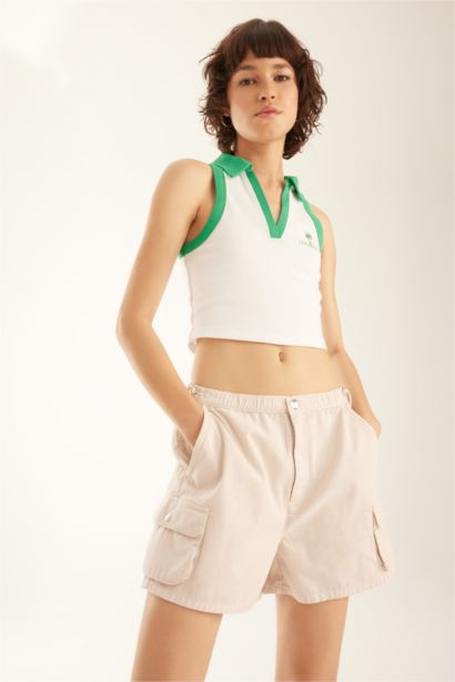 Fitted Slogan Patterned Crop Top