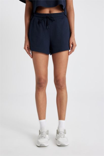 شورت قصة عادية من DeFactoFit