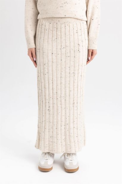 Regular Fit Flexible Waist Basic Maxi Knit Skirt