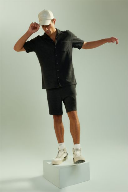 شورت منسوج قصة مريحة