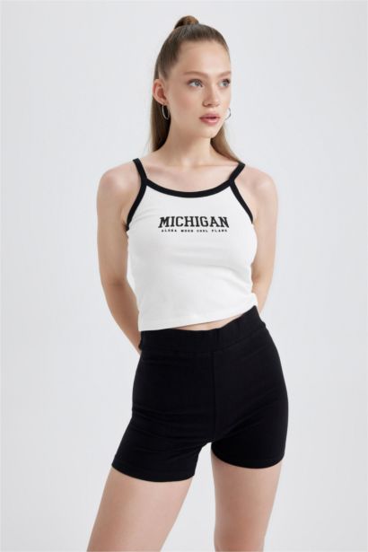 كروب توب مخصر بطبعة شعار