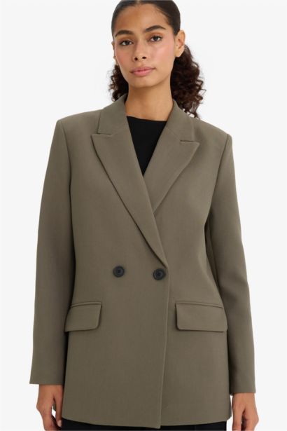 Әйелдерге үлкен пішім Блэйзер