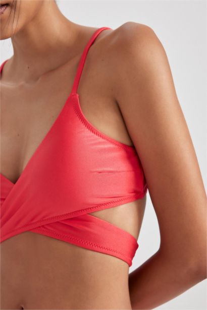 بكيني توب قصة عادية أحمر من Fall in Love