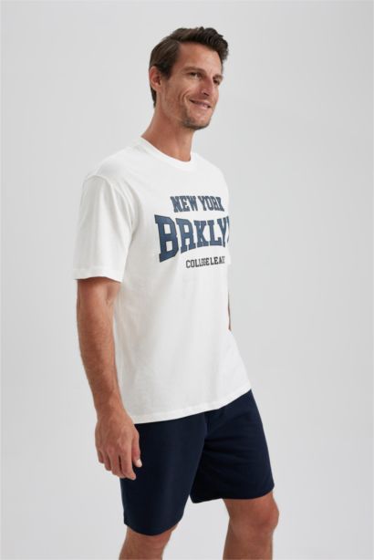 Regular Fit Crew Neck Short Sleeve T-Shirt