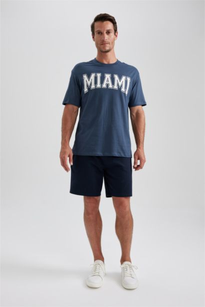 تي شيرت نص ردن بياخة مستديرة وقصة عادية