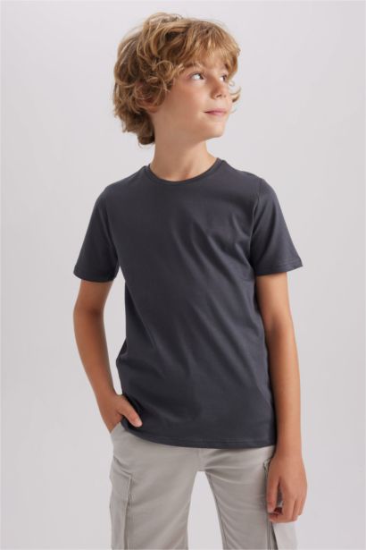 تي شيرت ولادي ردن طويل قصة عادية