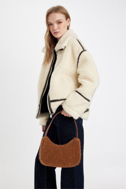 Kadın Basıc Düz Pelüş El Çantası