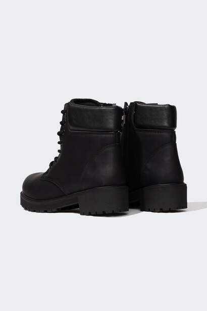 Women Lace-Up and Zippered Thick Sole Winter Faux Leather Boots