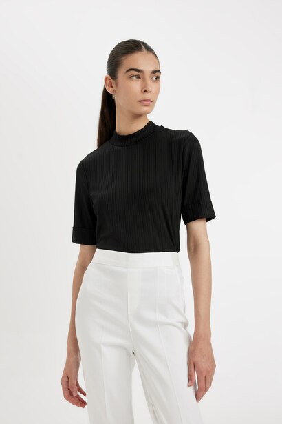 Regular Fit Camisole Short Sleeve T-Shirt
