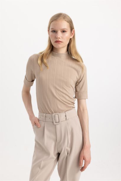 Regular Fit Half Turtleneck Short Sleeve T-Shirt