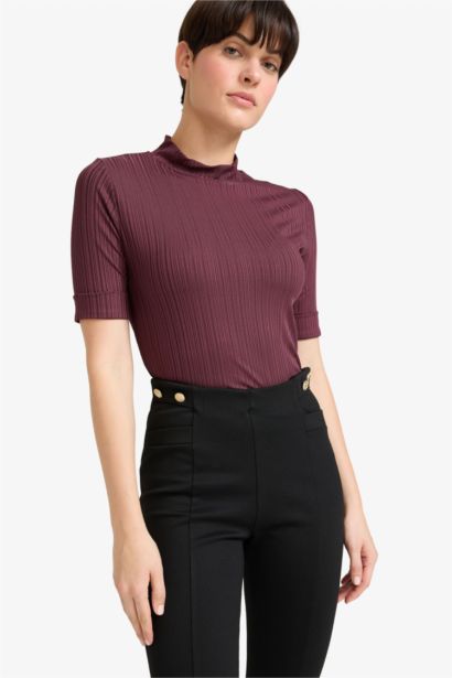 Woman Short Sleeve T-Shirt