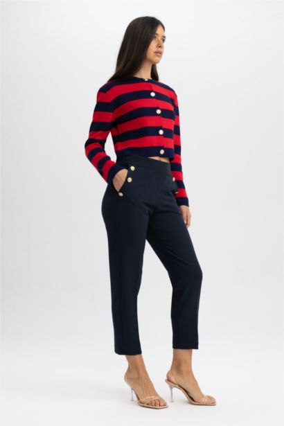 Брюки Carrot Fit базовые с высокой талией