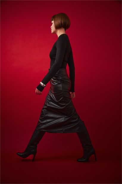 Спідниця миди спıдниця олıывець нормальна посадка зі штучної шкіри