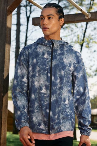 Su İtici Slim Fit Dar Kesim Kapüşonlu File Astarlı Esnek Dokulu Mevsimlik Baharlık Mont