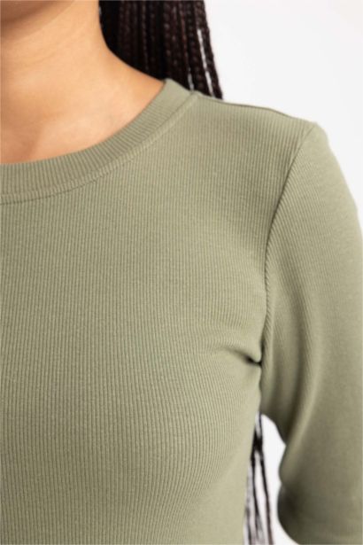 тығыз көйлек с мойын ұзын жеңді Ұзын жеңді трикотаж көйлек