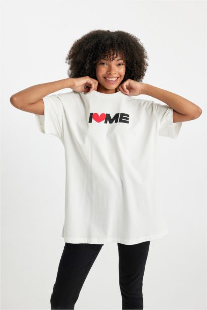 تيشيرت واسع برقبة مستديرة