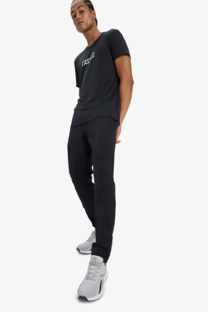 Esnek Kumaş Sporcu Jogger Eşofman Altı Slim Fit Dar Kesim Dokuma Üç Cepli Fermuarlı Paça