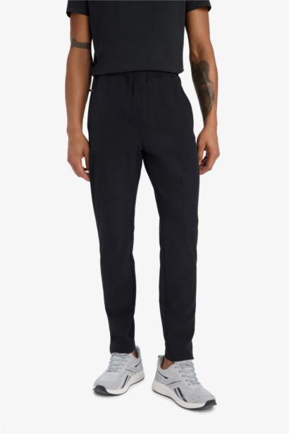 Esnek Kumaş Sporcu Jogger Eşofman Altı Slim Fit Dar Kesim Dokuma Üç Cepli Fermuarlı Paça