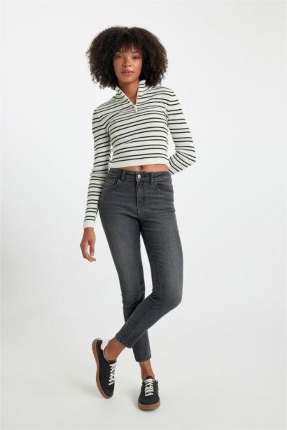 Pantalon Jeans Skinny Taille Normale à Jambe Fuselée