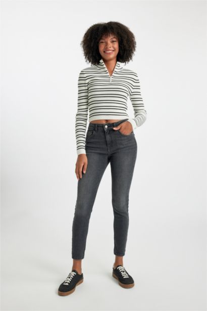 Pantalon Jeans Skinny Taille Normale à Jambe Fuselée