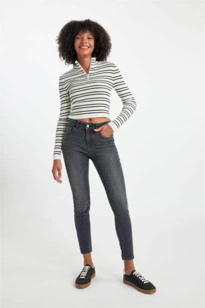 Pantalon Jeans Skinny Taille Normale à Jambe Fuselée