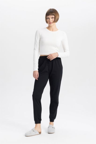 Regular Fit Knitted Bottoms