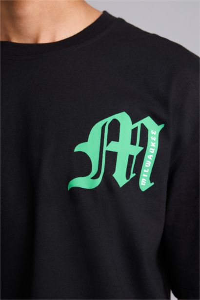 T-shirt NBA Milwaukee Bucks oversize à col rond et manches courtes