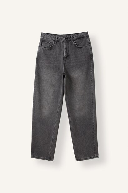 Baggy Fit Wide Leg Jeans