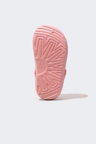 شبشب فليب فلوب بناتي بكعب مسطح