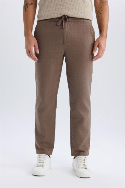 سروال قطن قصة عادية ذو مظهر كتاني بجيوب