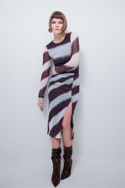 тығыз көйлек дөңгелек жаға ұзын жеңді Ұзын жеңді трикотаж көйлек